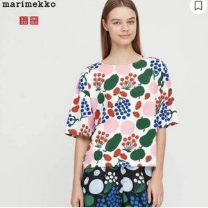 Uniqlo X Marimekko Retro Fruity Boxy-Shirt  XS